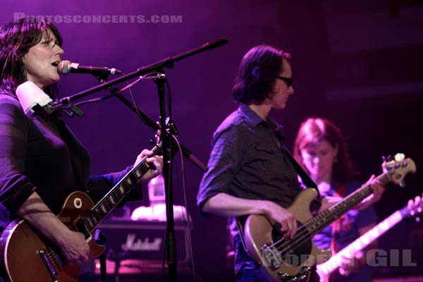 THE BREEDERS - 2013-06-01 - PARIS - Le Trianon - Kim Deal - Kelley Deal - Miranda Cordelia Susan Josephine Wiggs